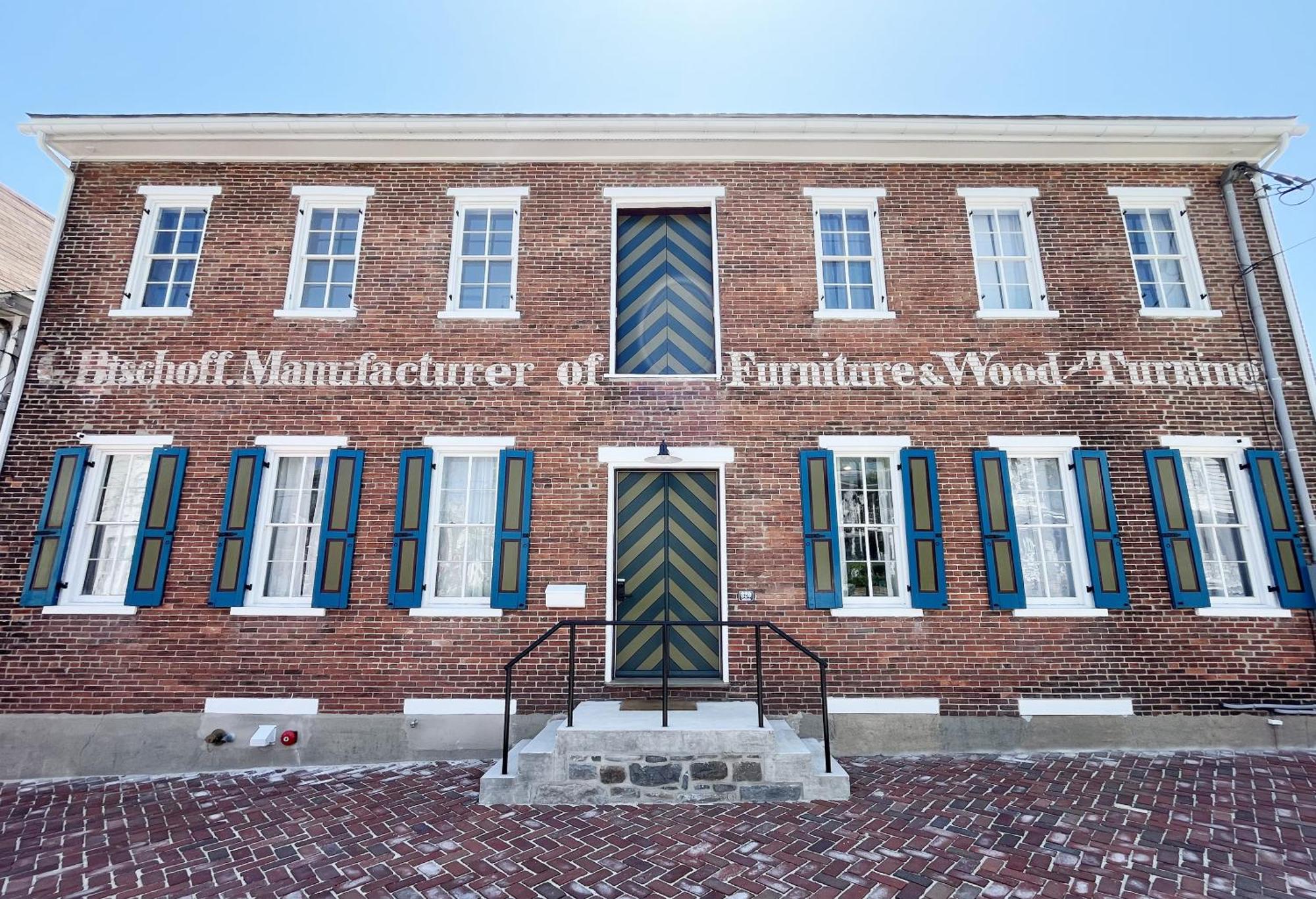 Bischoff Inn - Former 1870 Furniture Factory Now 5 Room Boutique Hotel